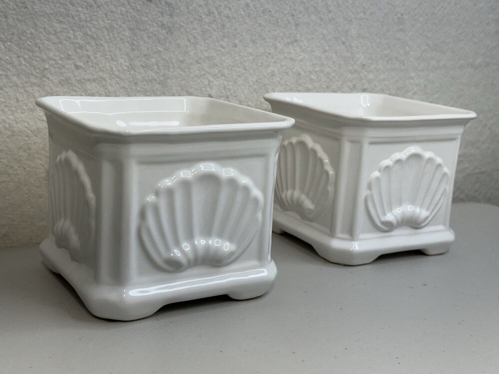 Jay Willfred White Glazed Ceramic Planter Raised Coastal Seashells Portugal VTG